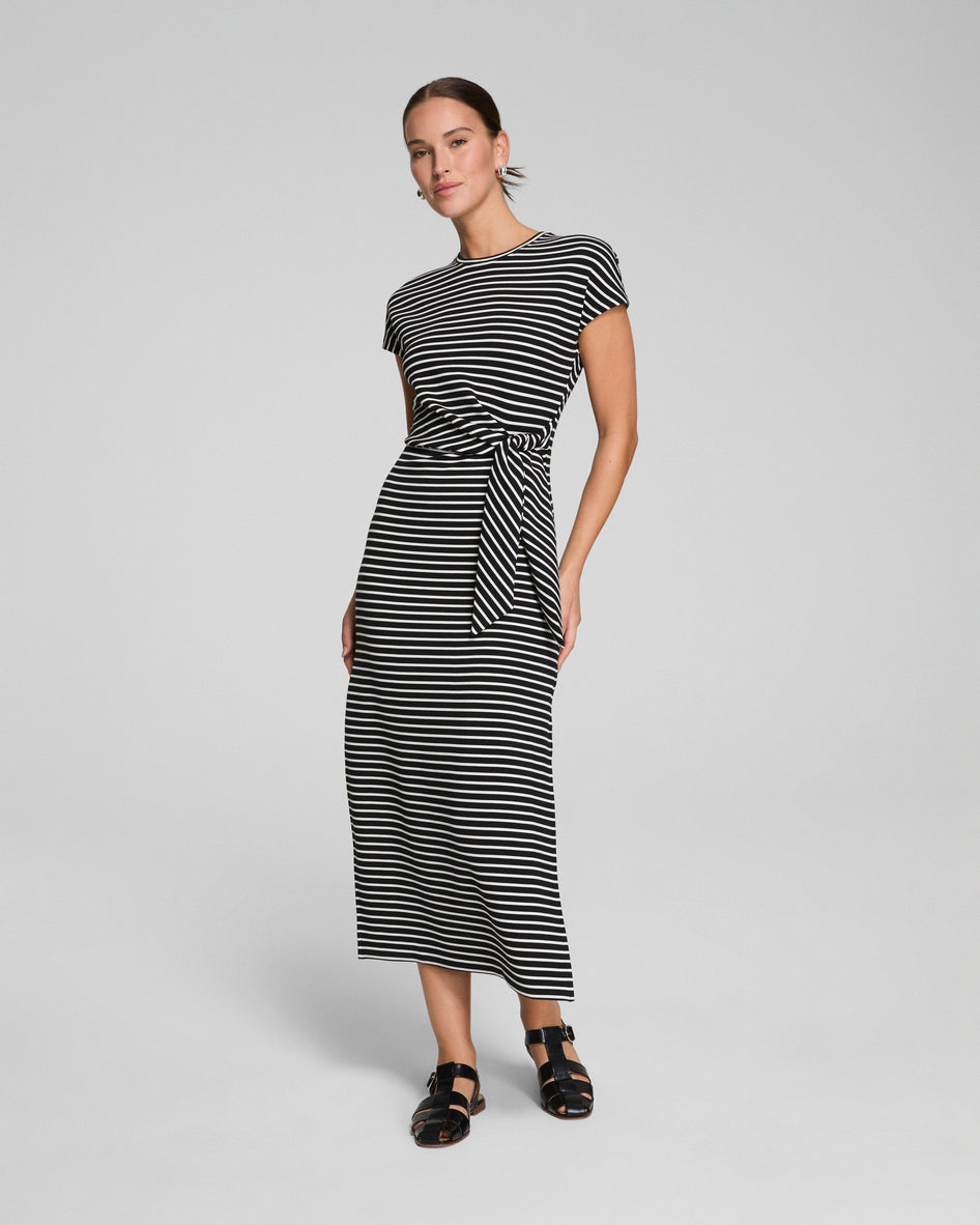 Color::Very Black Stripe