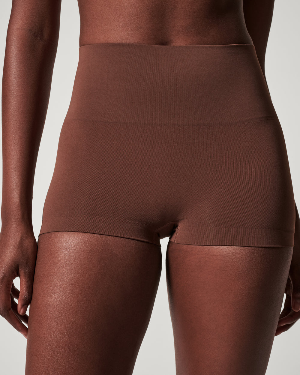 Color::Chestnut Brown