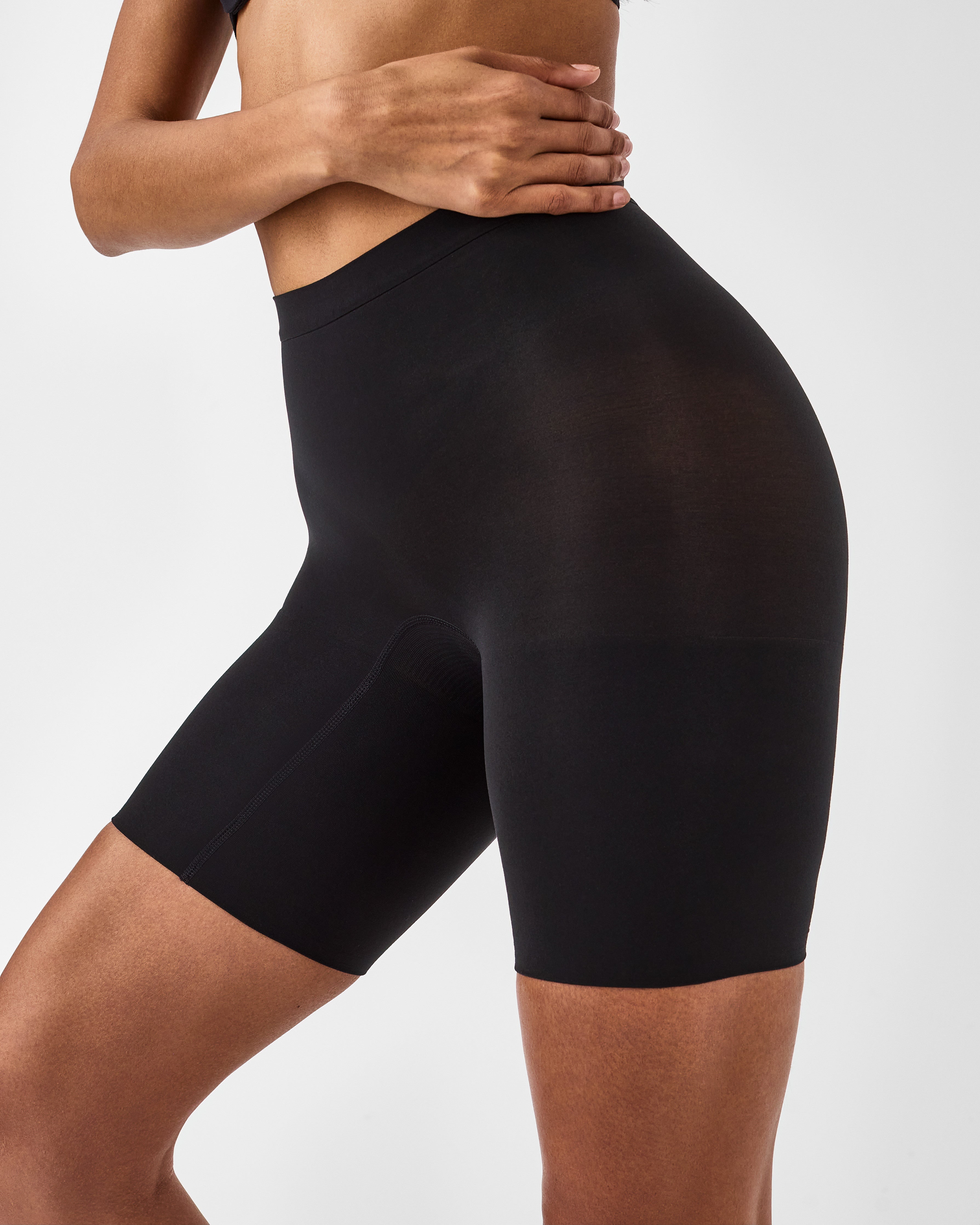 Seamless Power Sculpting Mid-Thigh Short – Spanx