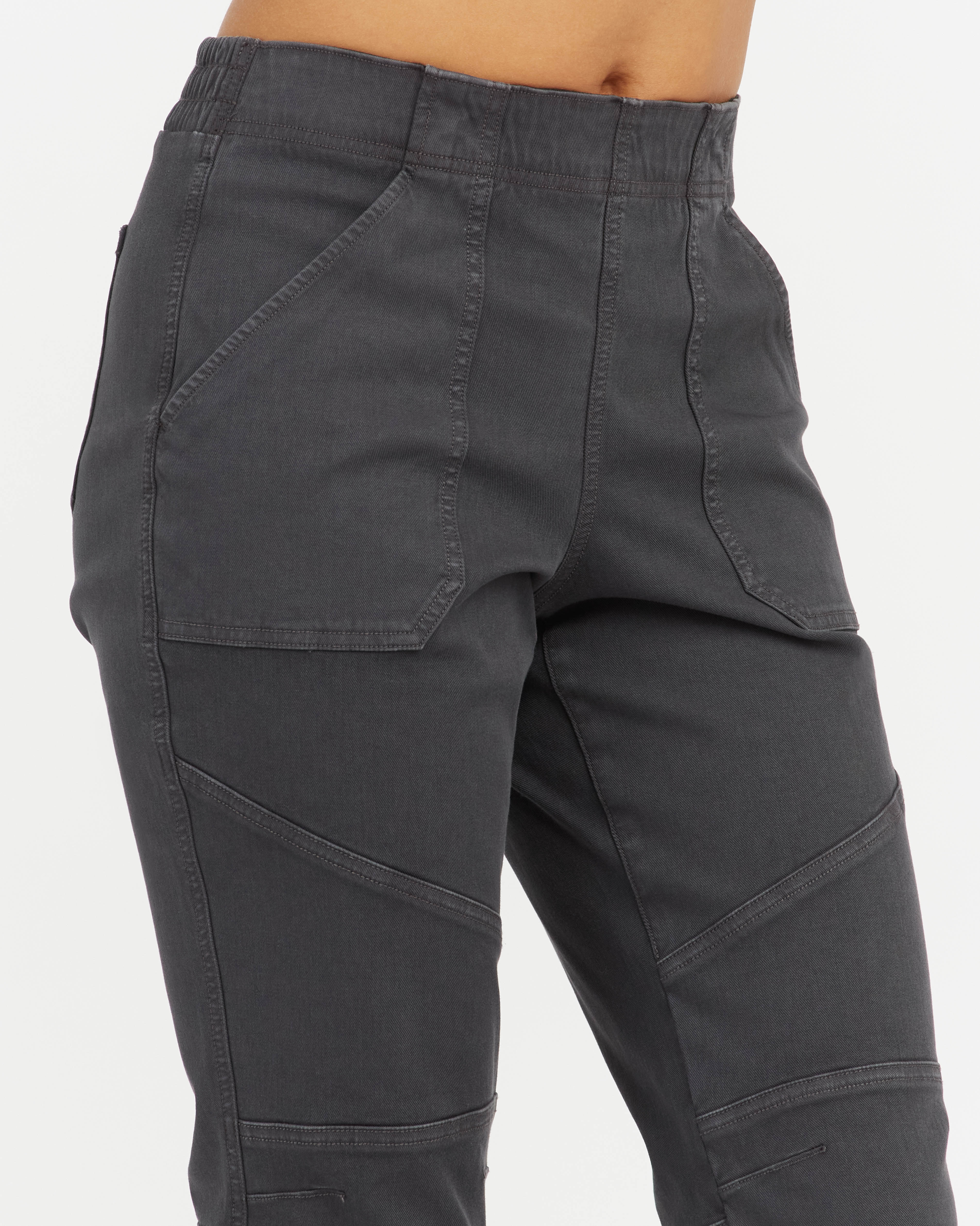 NWT $128 SPANX Stretch Twill Cargo Jogger Pants, Washed Black, Size Medium