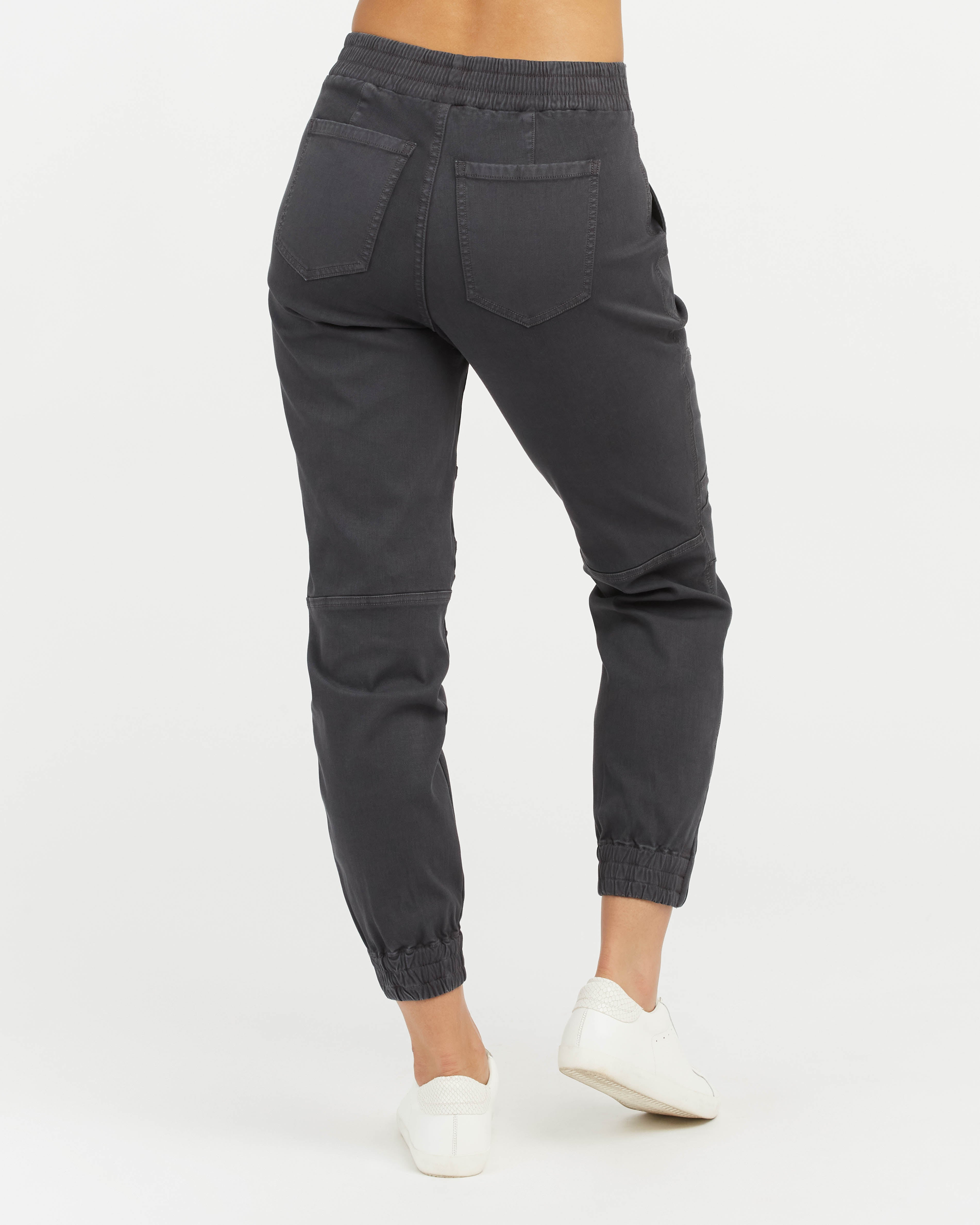 Spanx® STRETCH TWILL CARGO JOGGER IN WASHED BLACK – Love Marlow