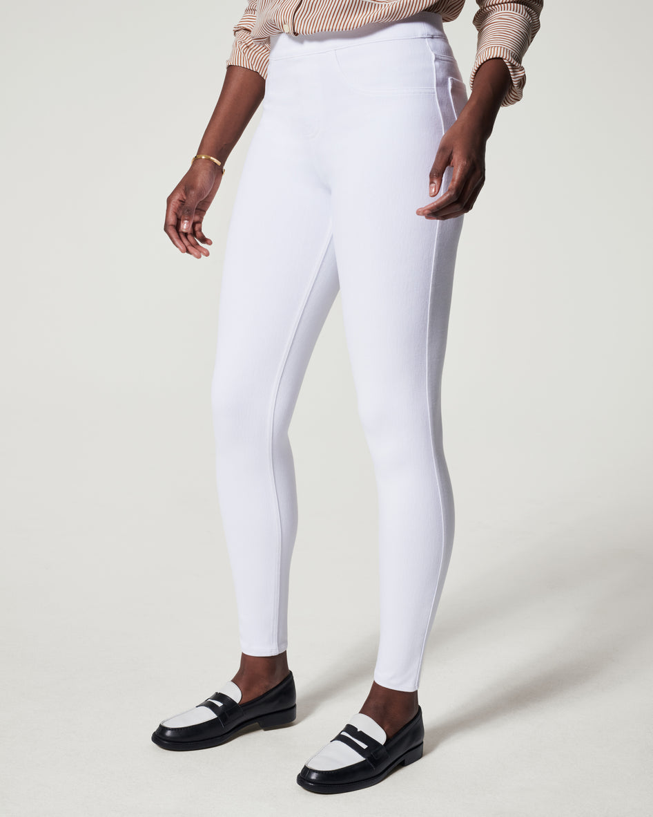 Color::White