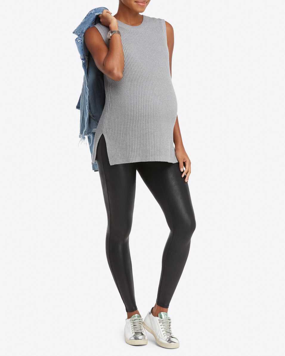 These Faux Leather Leggings Make Me Feel Less Postpartum & More Cool Mom -  The Mom Edit