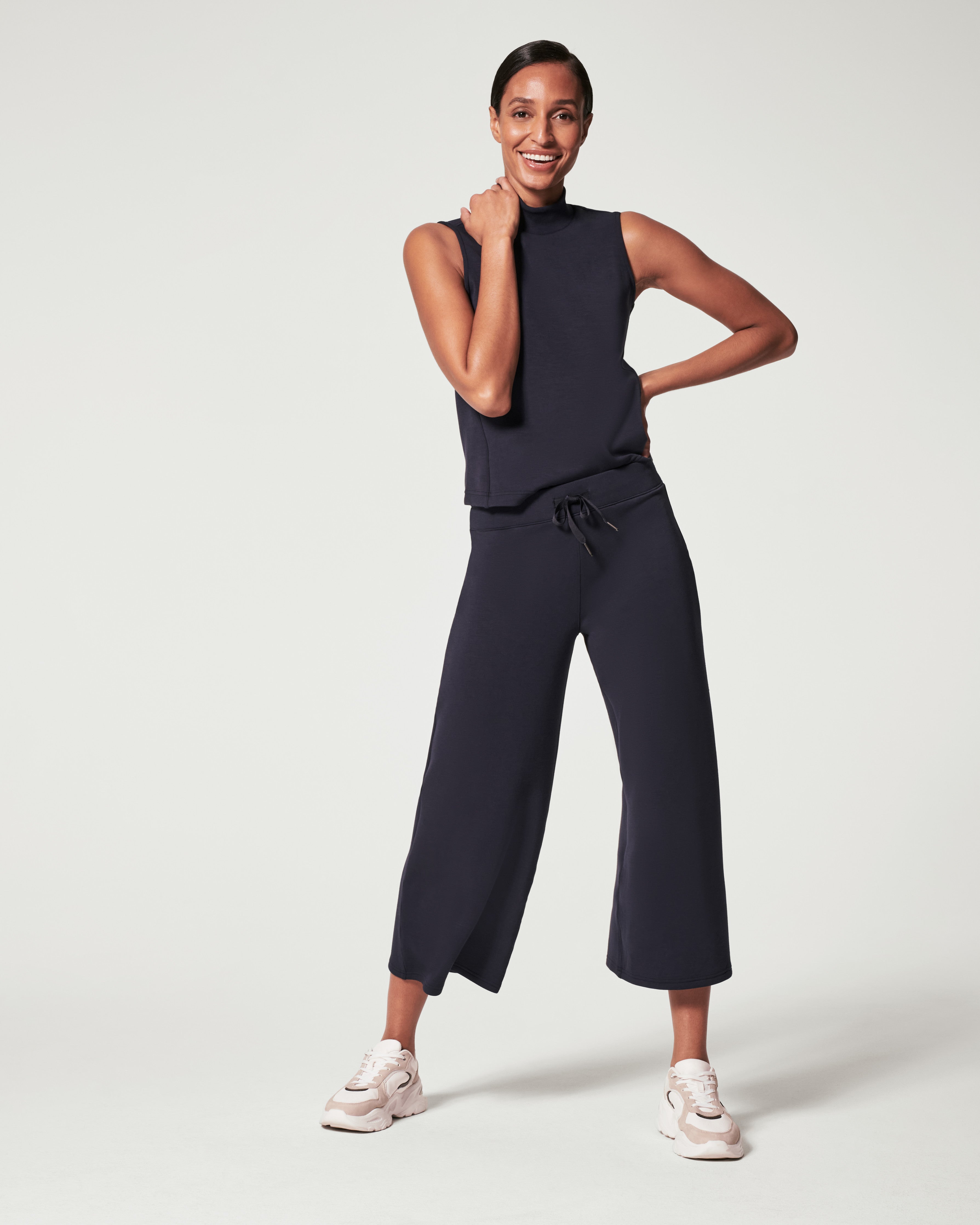 Spanx AirEssentials Wide Leg Pant - Smoke