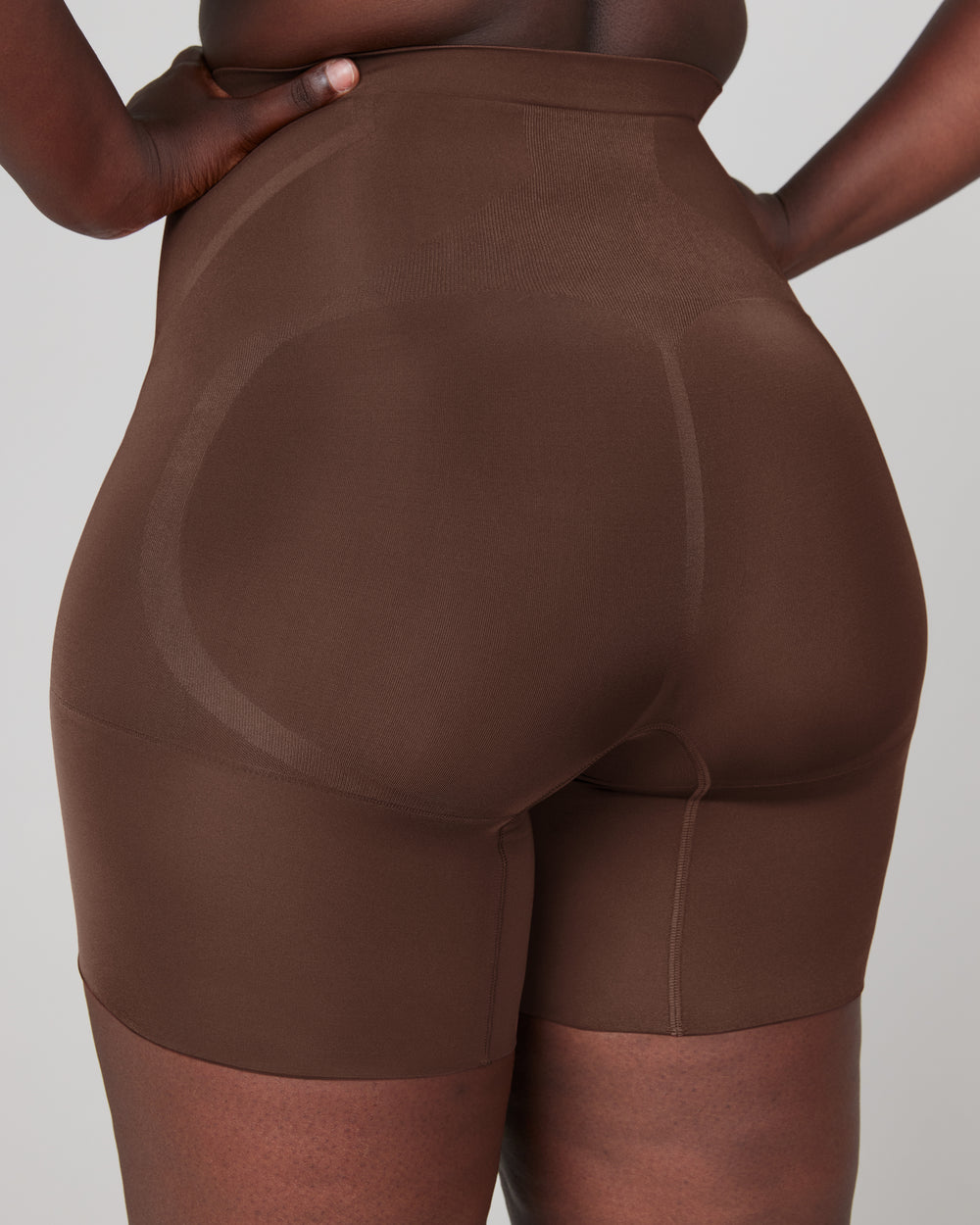 Color::Chestnut Brown