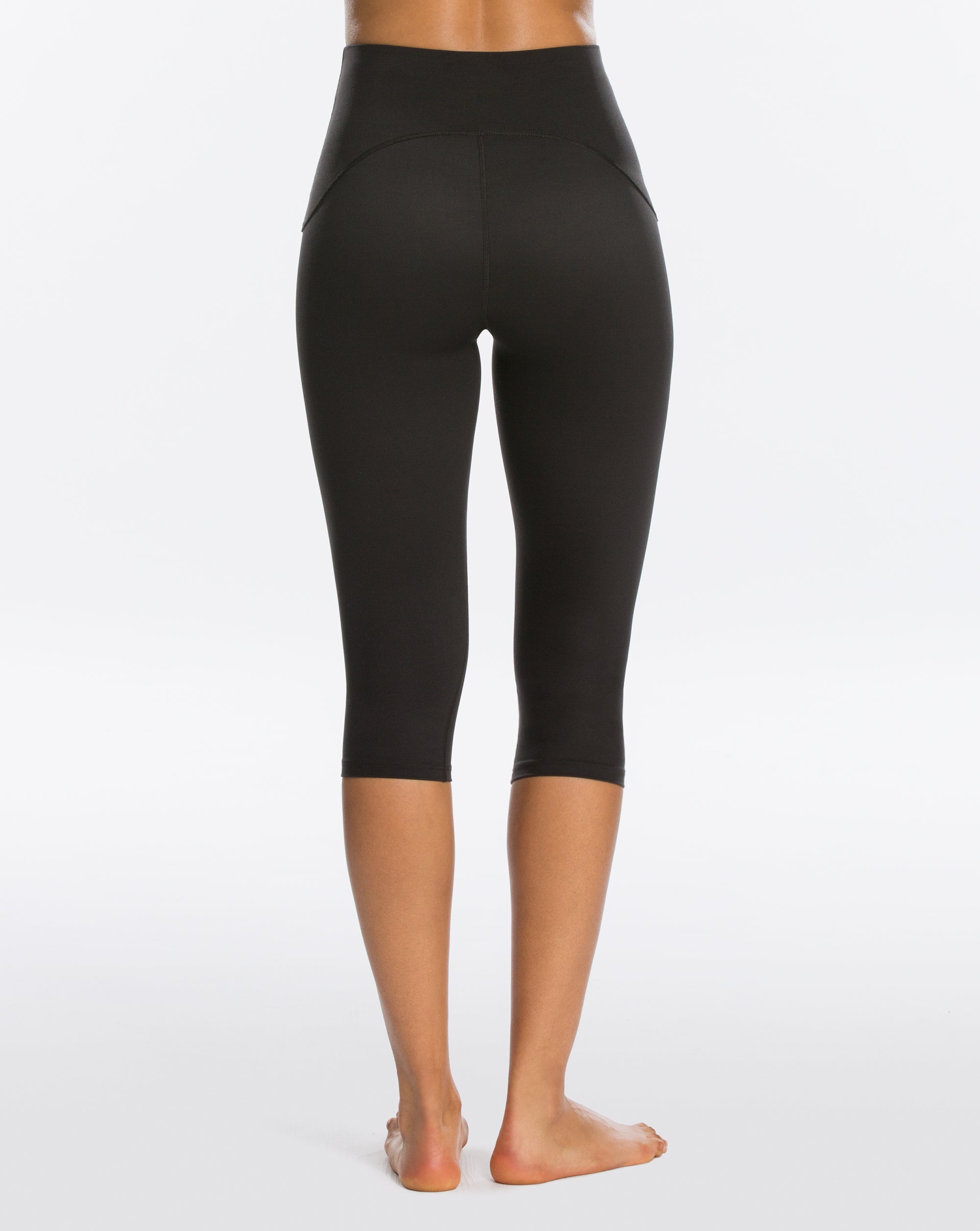 SPANX Booty Boost Active Knee Leggings & Reviews