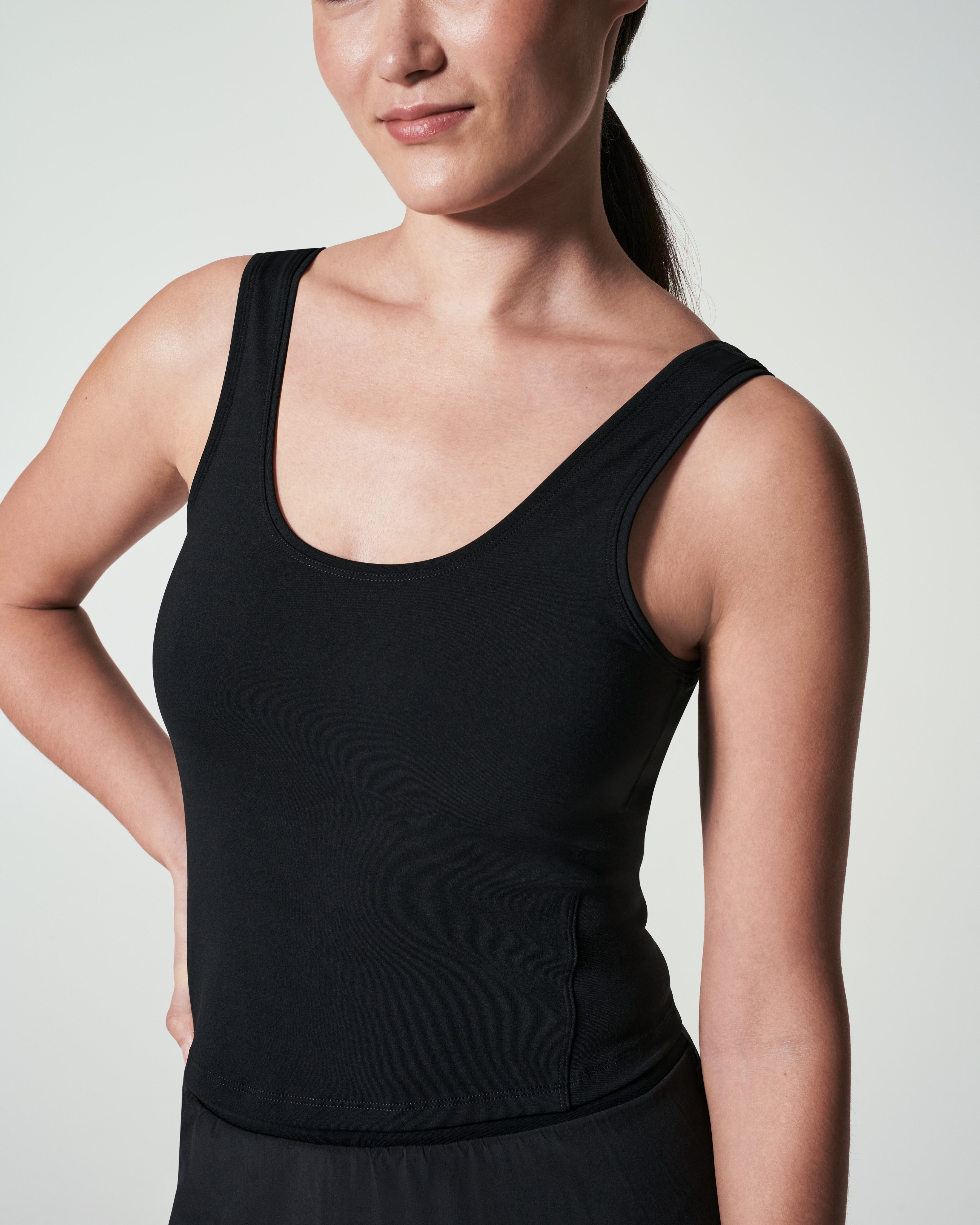 The Get Moving Fitted Tank – Spanx
