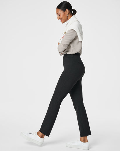 SPANX - Our Saturday checklist: ☀️Sunshine 😍Style 😄Smiles ❤️️Spanx  Backseam Skinny Our Backseam Skinny is machine-washable and pulls on for a  sophisticated look. Polish up your look without ever sacrificing comfort! # Spanx