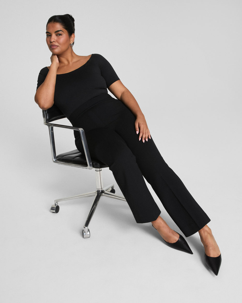 Color::Classic Black
