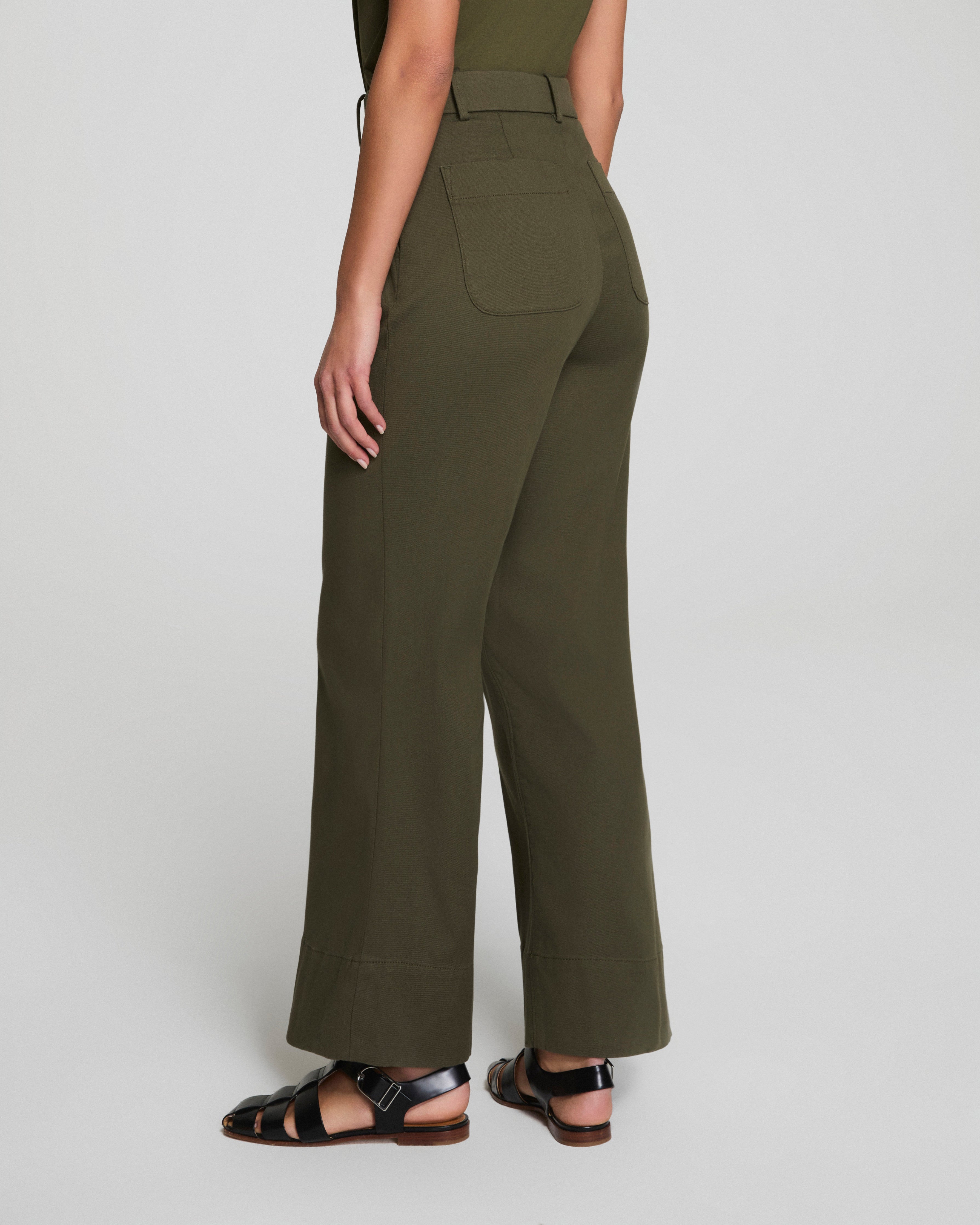 SPANXsupersmooth™ Stretch Twill Cropped Wide Leg Pant