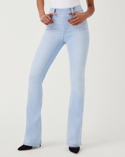 Mid Rise Light Wash '70s Flare Jeans
