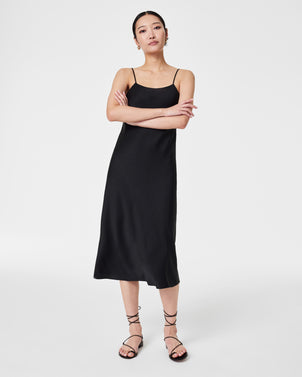 Spanx® Downplays New Offerings – Fixtures Close Up