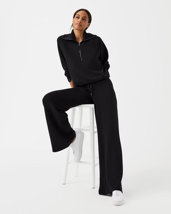 "What can I say that hasn’t already been said? This 2-piece set gives the ultimate comfort and is super stylish."