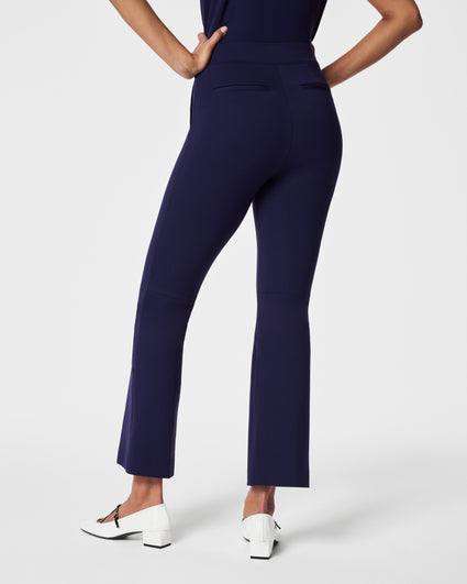 SPANX - @gianasiska_ (IG) said it best, you guysss these SPANX Hi-Rise Flared  Pants are EVERYTHING! I can't get over how flattering & comfortable they  are👏🏻 #Spanx #SpanxStyle Shop the Perfect Pants