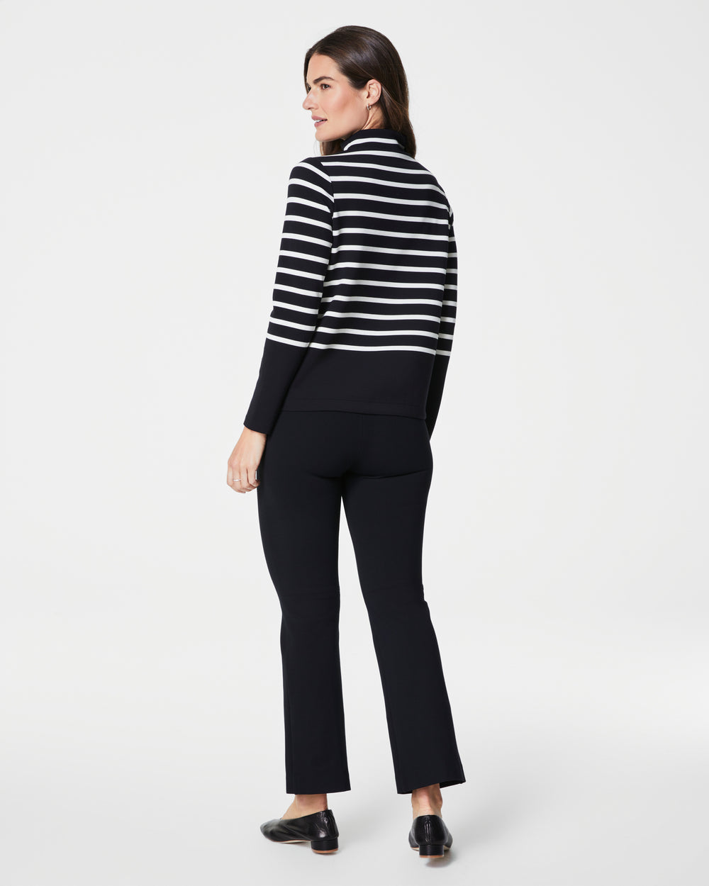 Color::Very Black Stripe