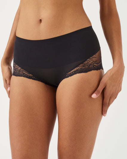 Spanx Undie-Tectable® Lightly Lined Full Coverage is simple modern style