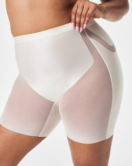 Booty-Lifting Shaping Mid-Thigh Short – Spanx