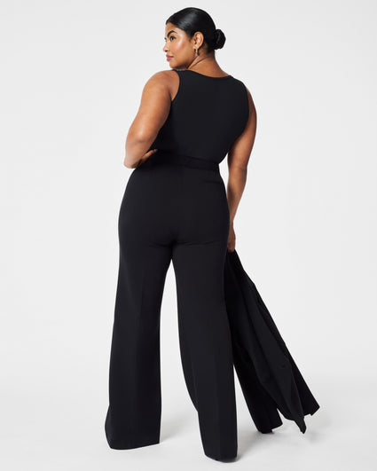 spanx has a ✨NEW STYLE✨ in their ultimate opacity technology… wide leg pants🙌🏼  This new style still has the 100% opacity meaning no…