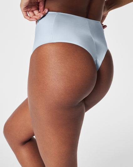 Spanx contouring Satin thong in linen white