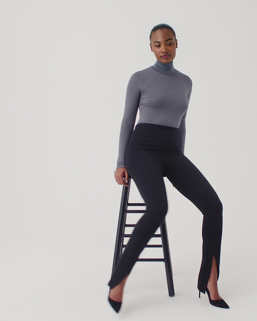 SPANX on X: For multitasking, movement, or making an entrance