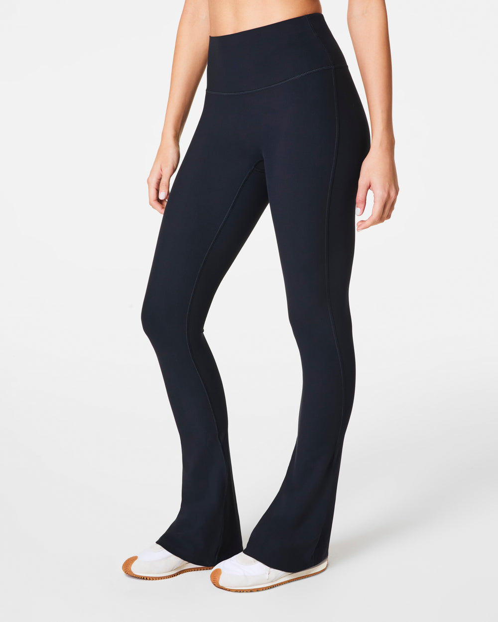 SPANXsmooth OnForm Micro Flare Pant