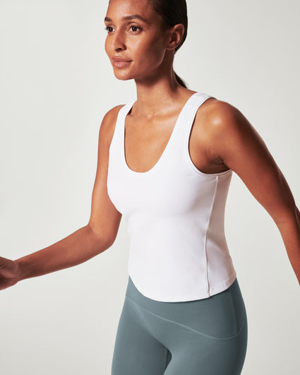 Spanx The Get Moving Skort White – The Blue Collection
