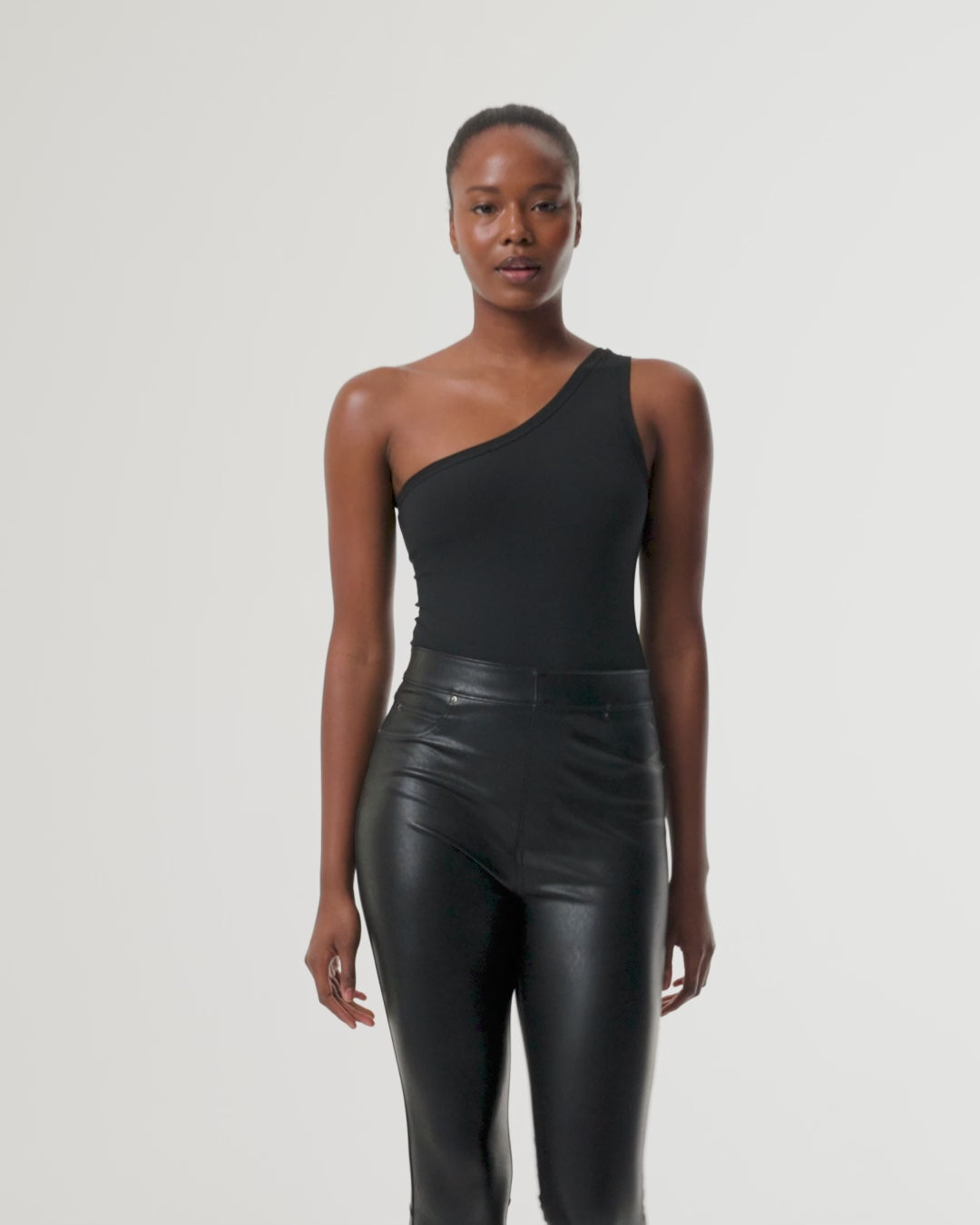 Spanx Leather-Like Ankle Skinny Pant in Luxe Black – The South Apparel