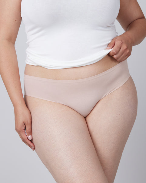 Fit-to-You Superlight Smoothing Pima Cotton Thong 3-Pack Box – Spanx